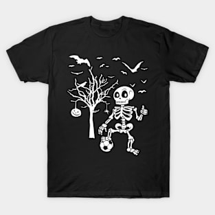 Soccer Skeleton Halloween Men Boys Soccer Player Halloween T-Shirt